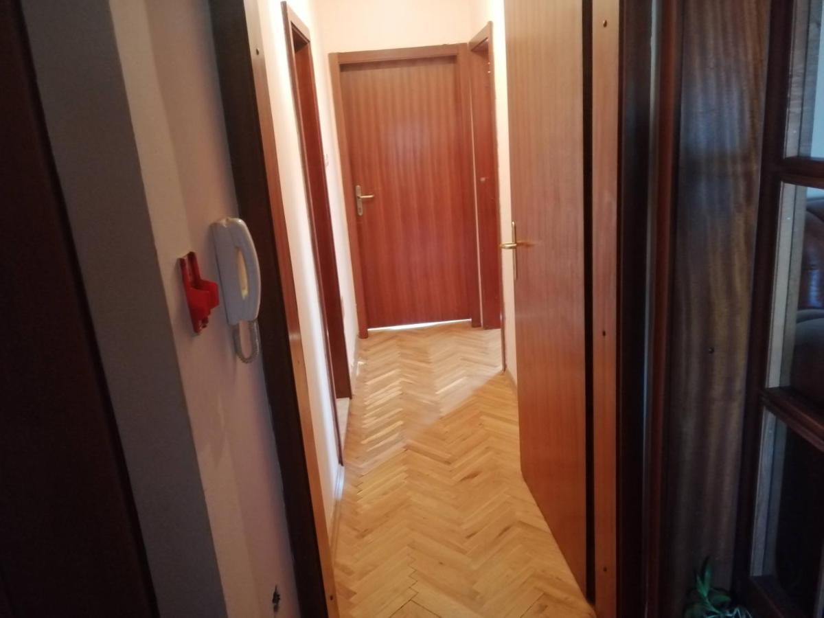 Centar Apartments Skopje Esterno foto
