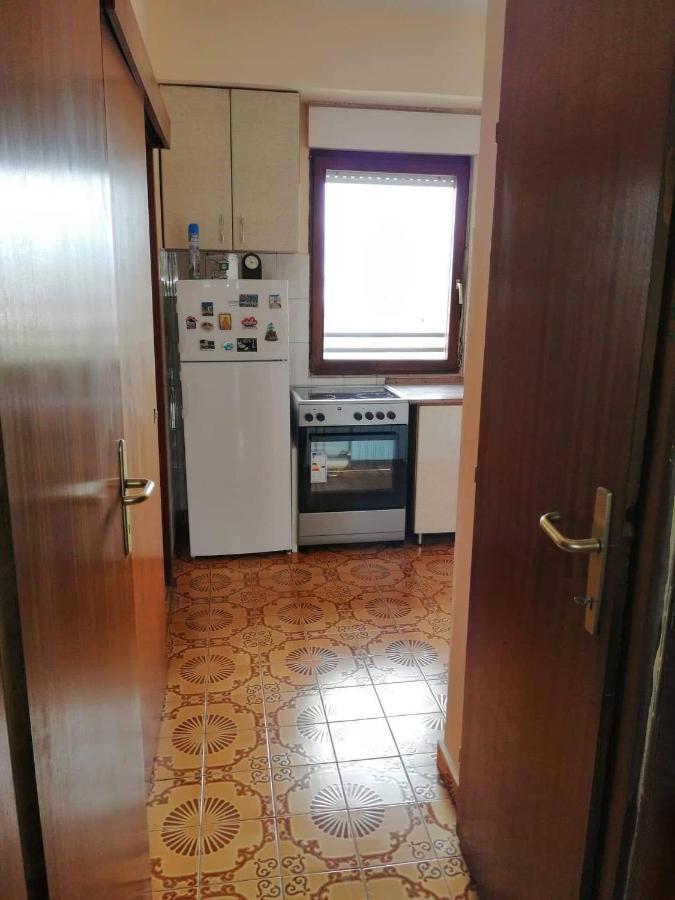 Centar Apartments Skopje Esterno foto